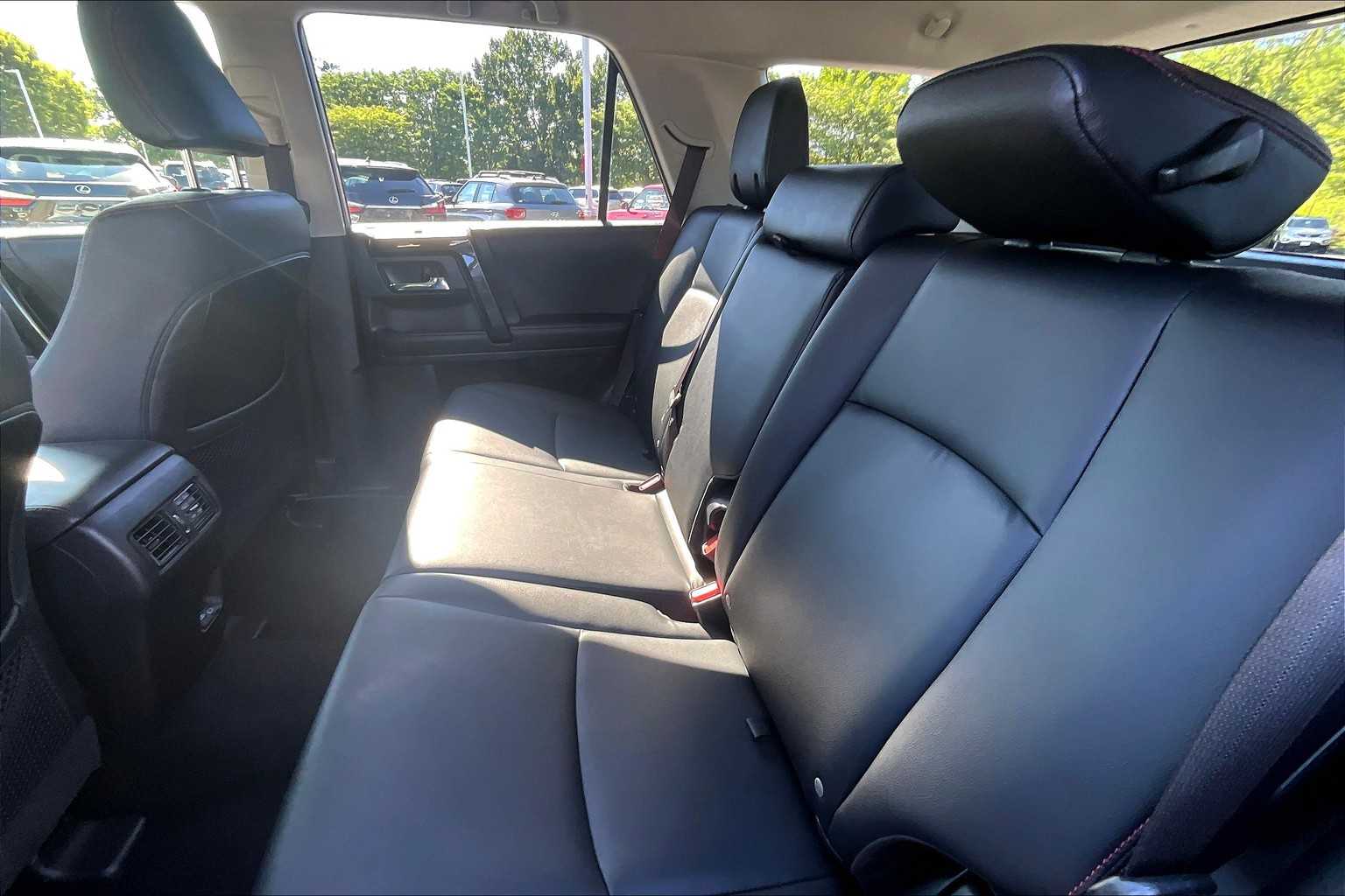 2024 Toyota 4Runner TRD Premium 4WD photo 18