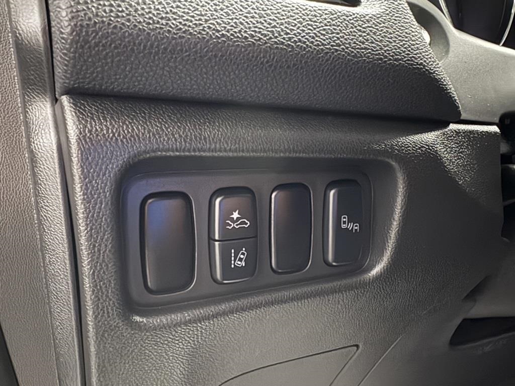 2024 Mitsubishi Outlander Sport ES photo 5