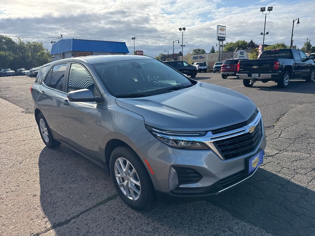 2024 Chevrolet Equinox LT photo 5