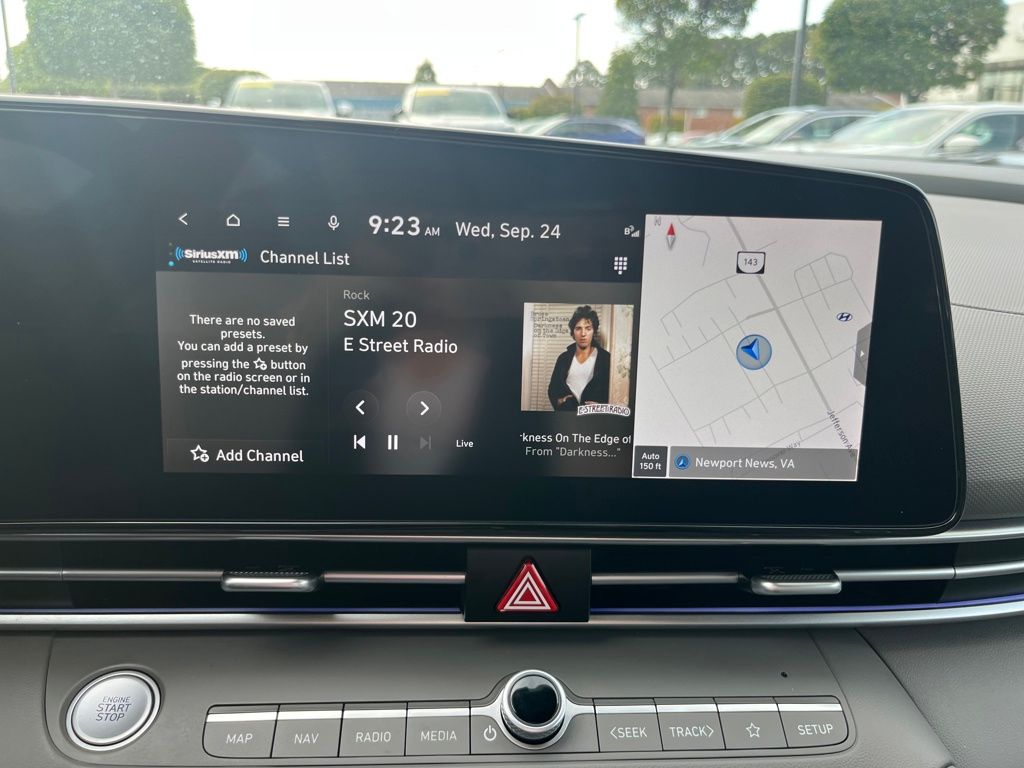 2024 Hyundai Elantra SEL photo 27
