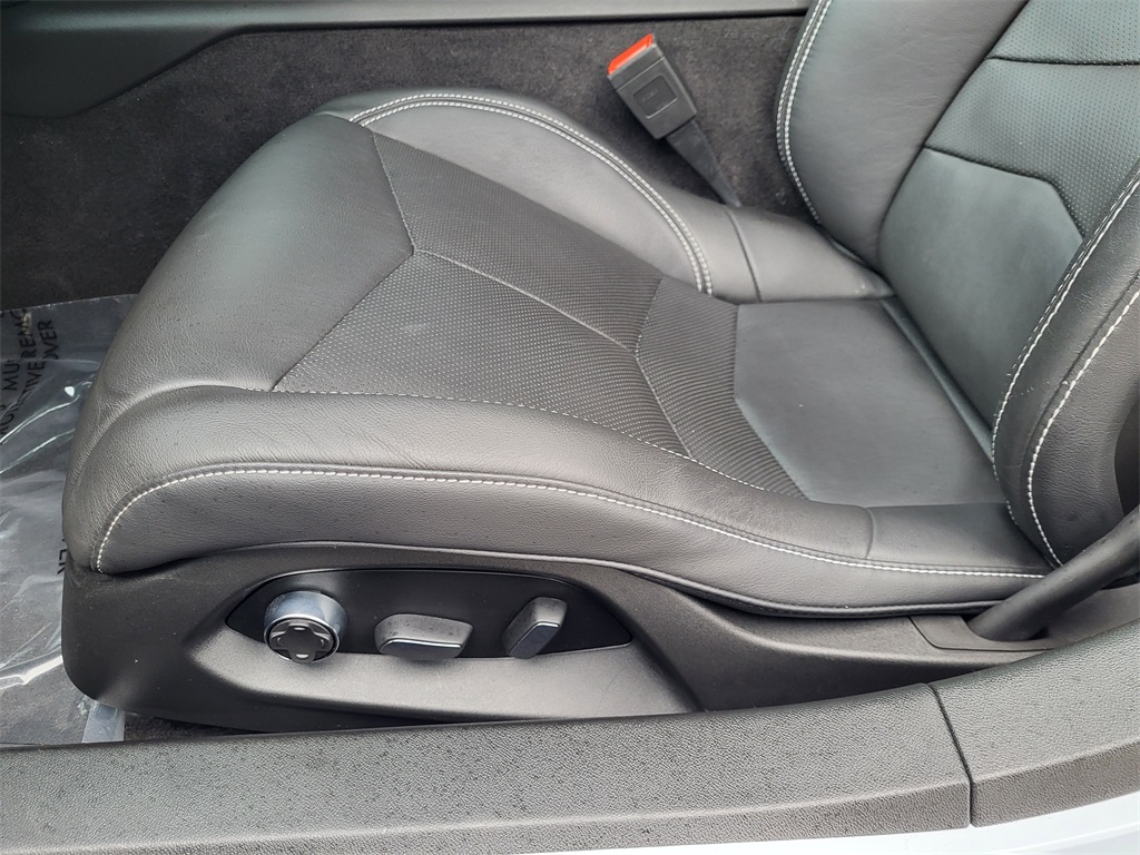 2023 Chevrolet Corvette Stingray 2LT photo 12