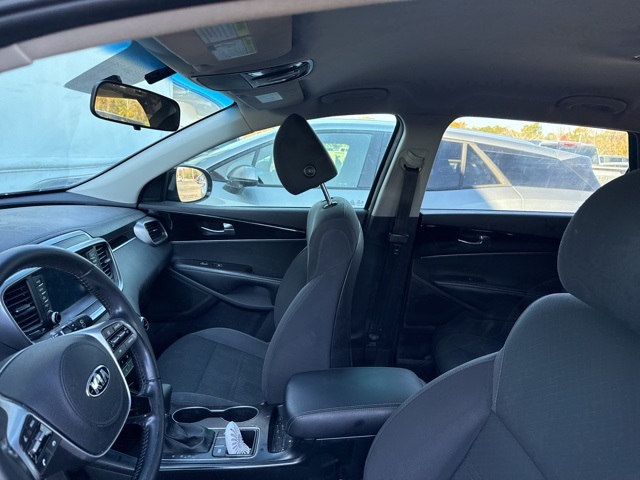 2020 Kia Sorento S V6 photo 4
