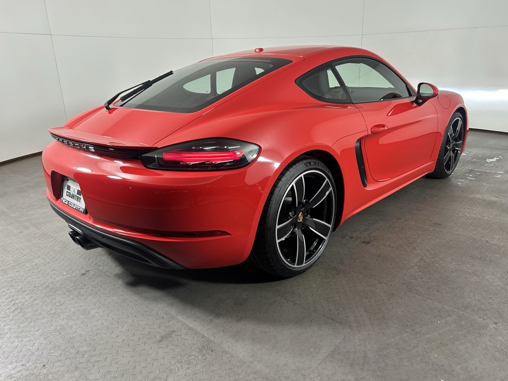 2024 Porsche Cayman photo 5