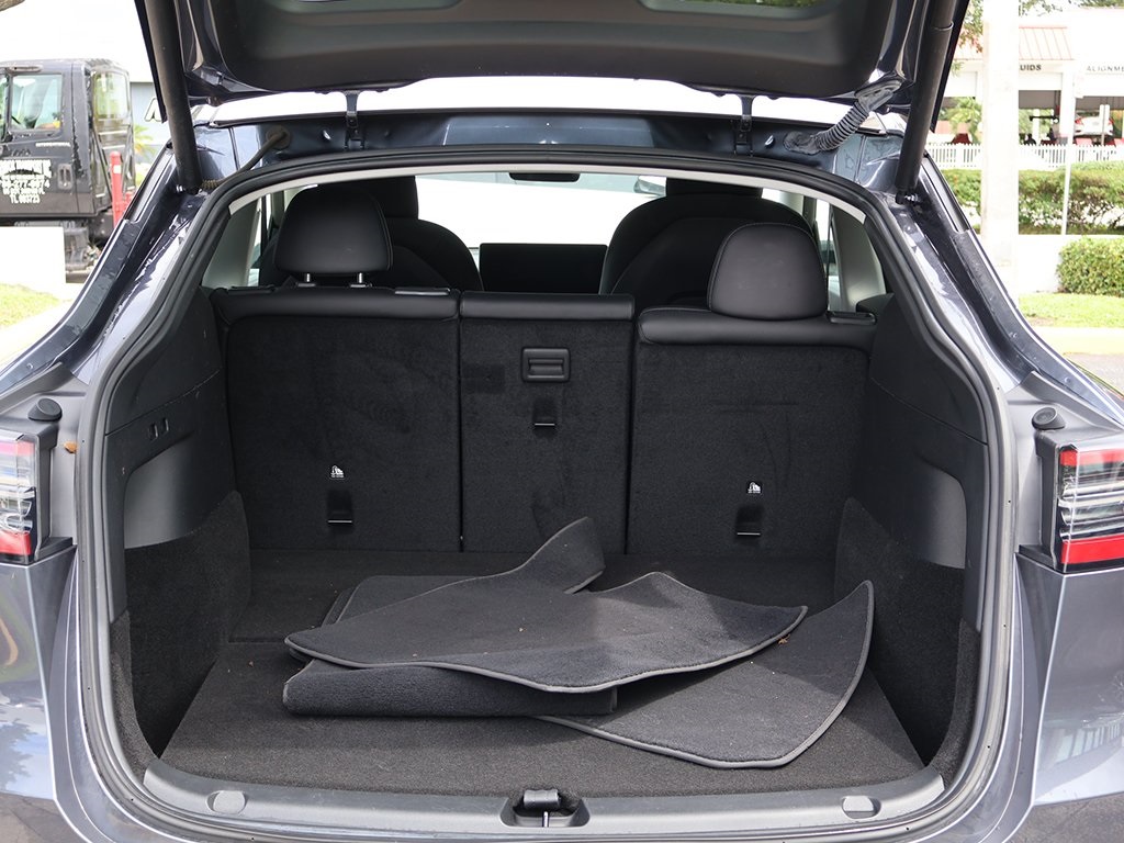 2022 Tesla Model Y Performance photo 17