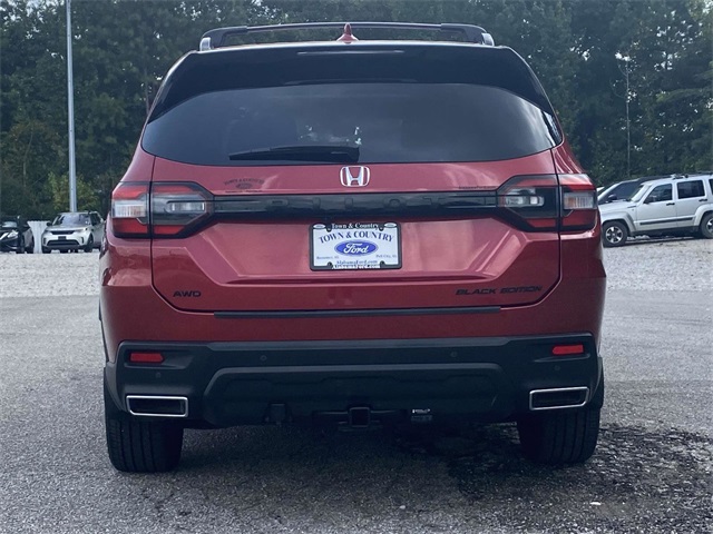 2025 Honda Pilot Black Edition photo 2