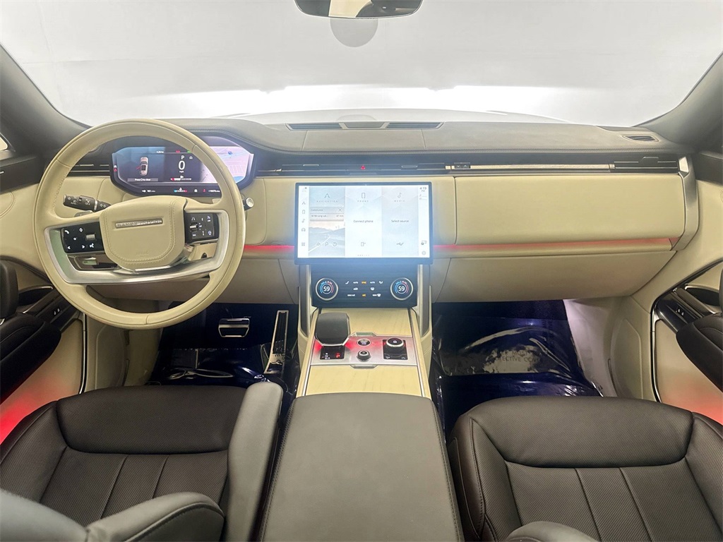 2023 Land Rover Range Rover SE photo 20