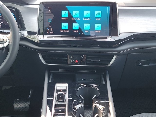 2026 Volkswagen Atlas Cross Sport SE Technology photo 19