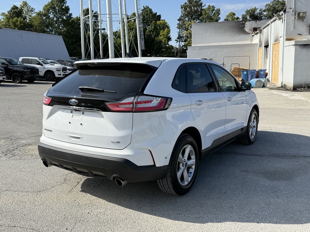 2020 Ford Edge SE photo 6