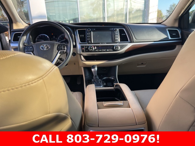 2016 Toyota Highlander Limited Platinum photo 18