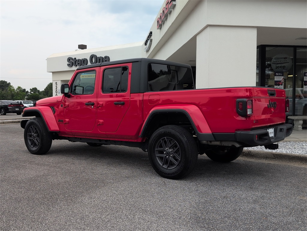 2024 Jeep Gladiator Sport photo 7