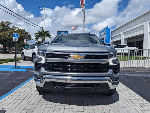 2026 Chevrolet Silverado 1500 LT photo 3