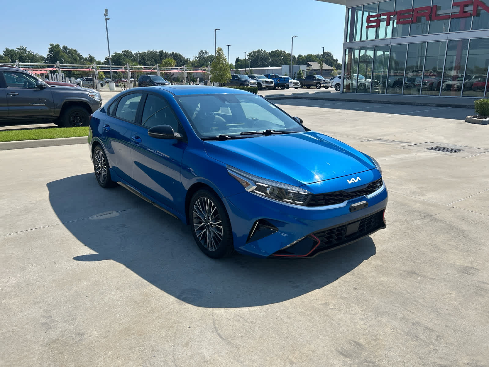 2023 Kia Forte GT-Line photo 2