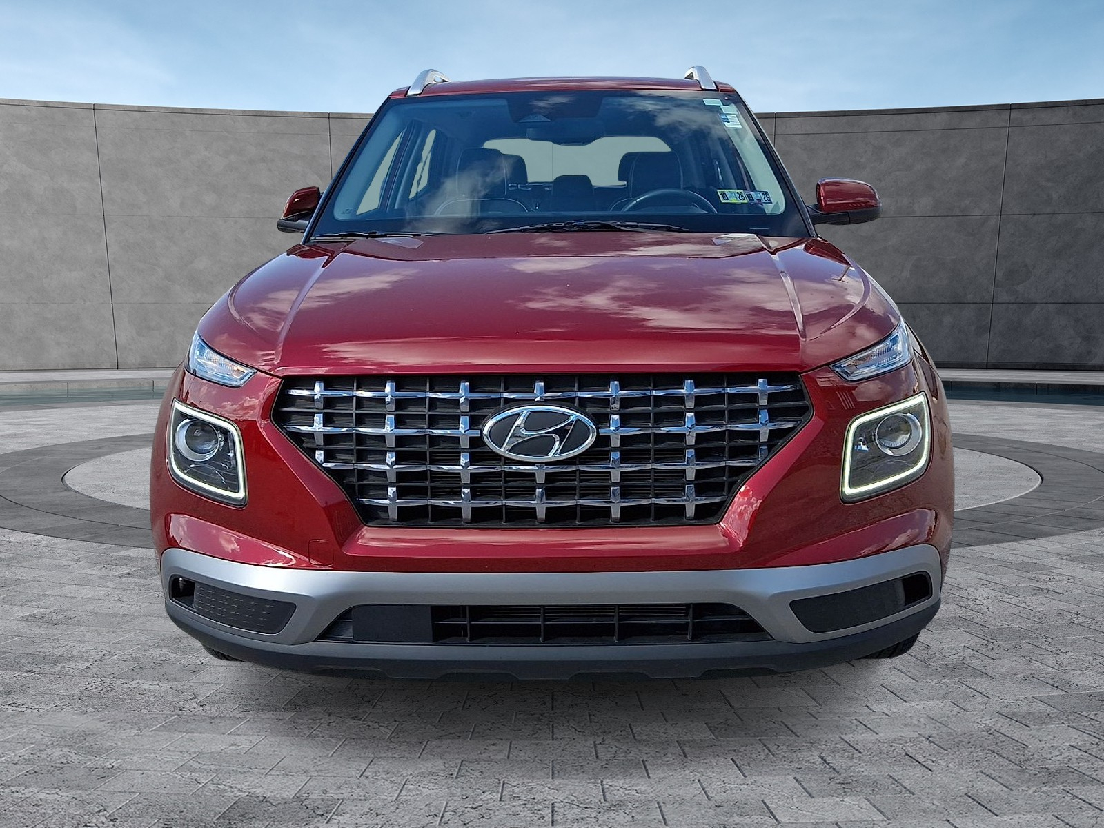 2024 Hyundai Venue Limited photo 3