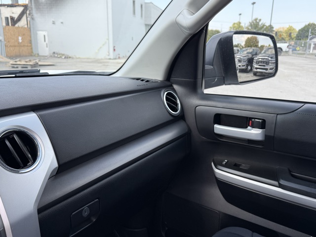 2020 Toyota Tundra SR5 Grade photo 22
