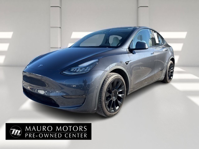 Used 2021 Tesla Model Y Long Range with VIN 5YJYGDEE5MF089078 for sale in Kansas City