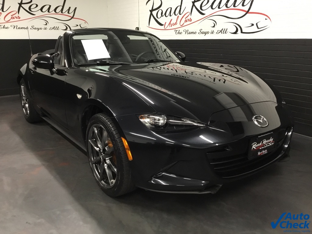 2016 Mazda MX-5 Miata Miata Grand Touring photo 2