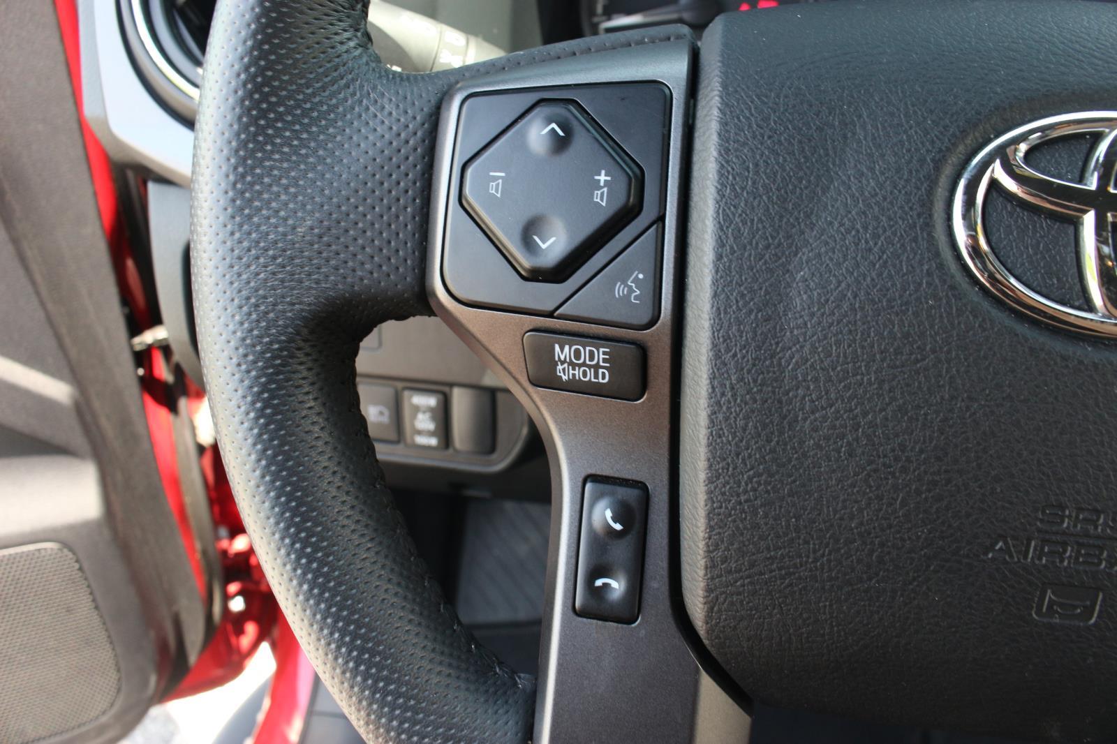 2023 Toyota Tacoma TRD photo 19