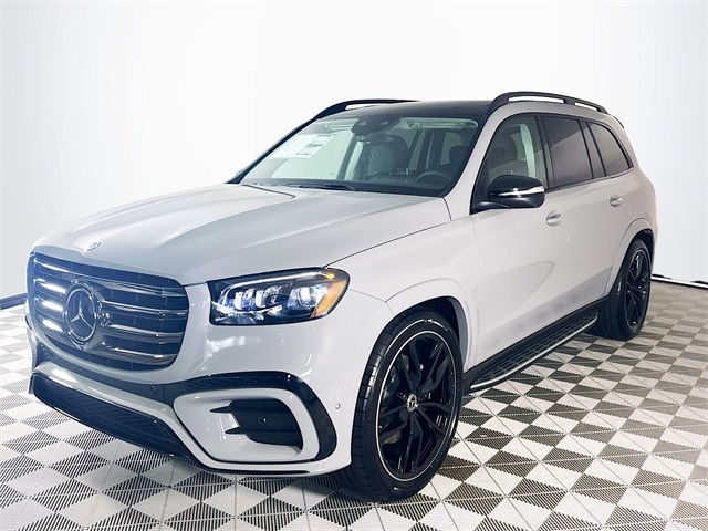 2026 Mercedes Benz GLS 450 4MATIC photo 3