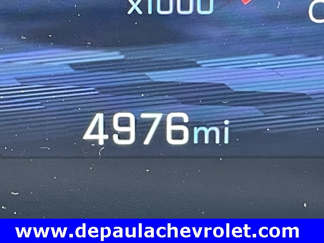 2025 Chevrolet Equinox LT photo 2
