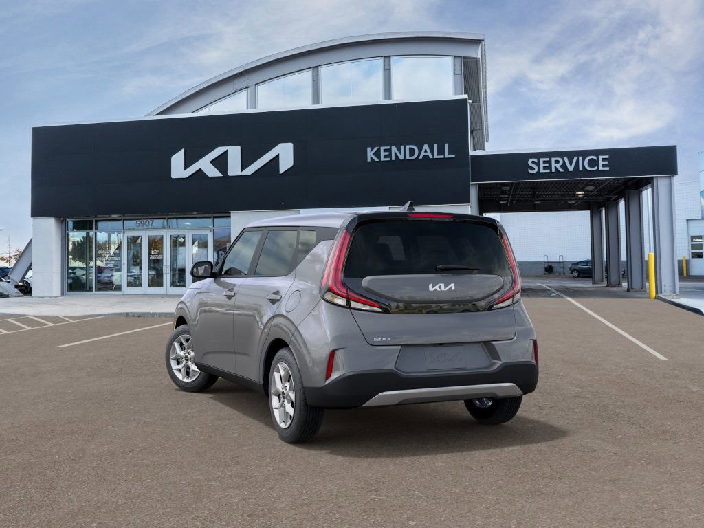 2025 Kia Soul LX photo 3