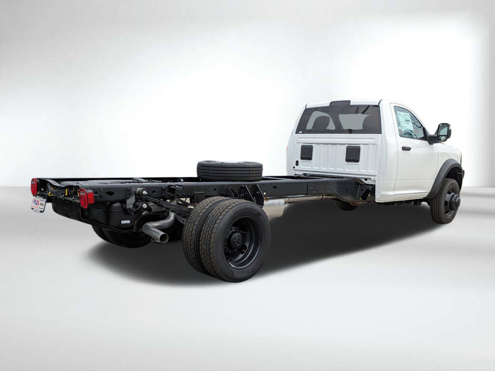 2026 Ram 5500 photo 4