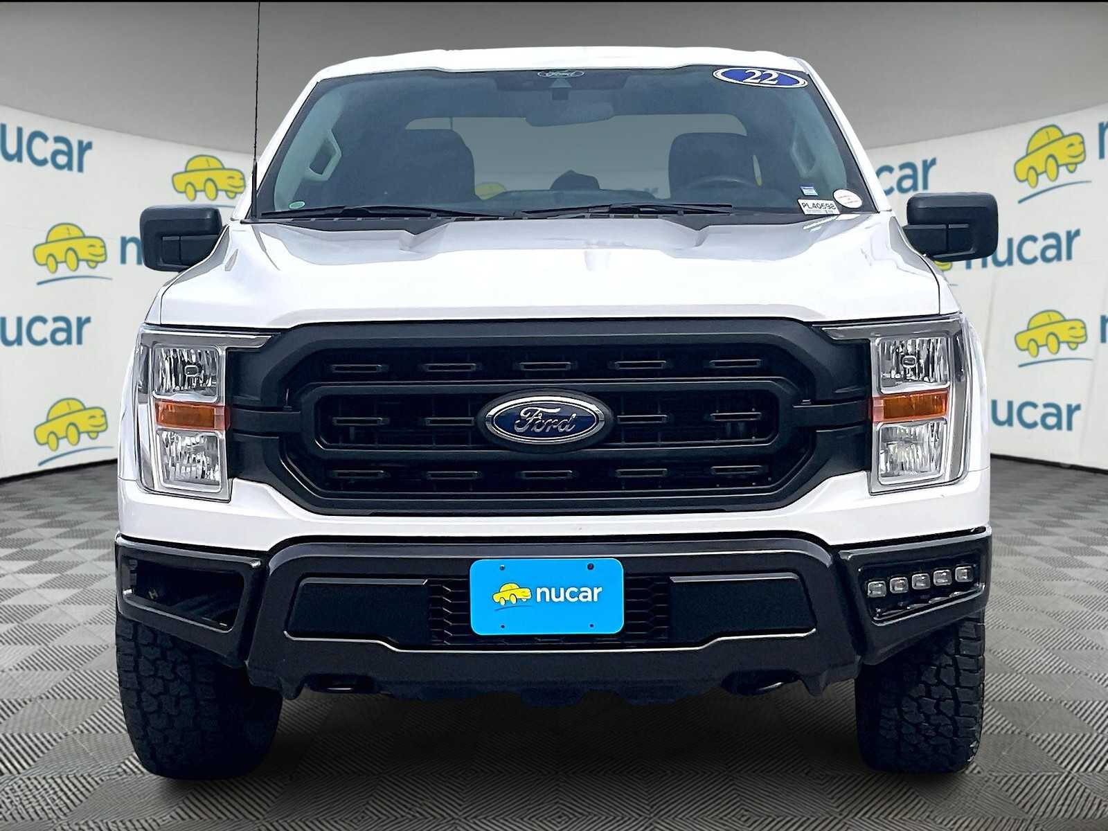 2022 Ford F-150 XL photo 2