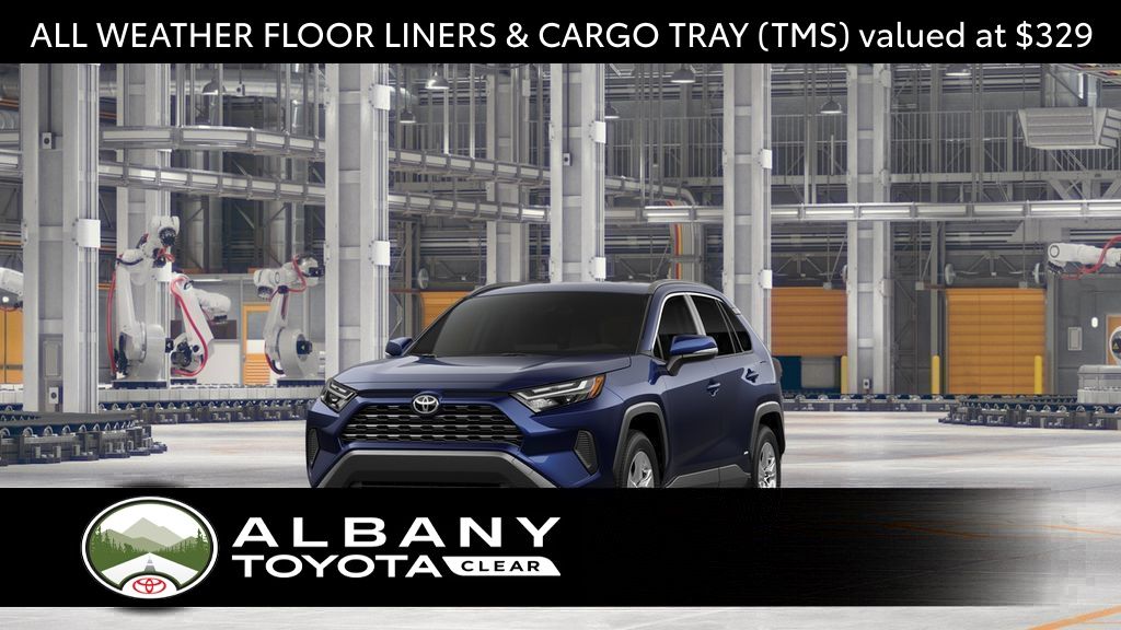 2025 Toyota RAV4 XLE's photo