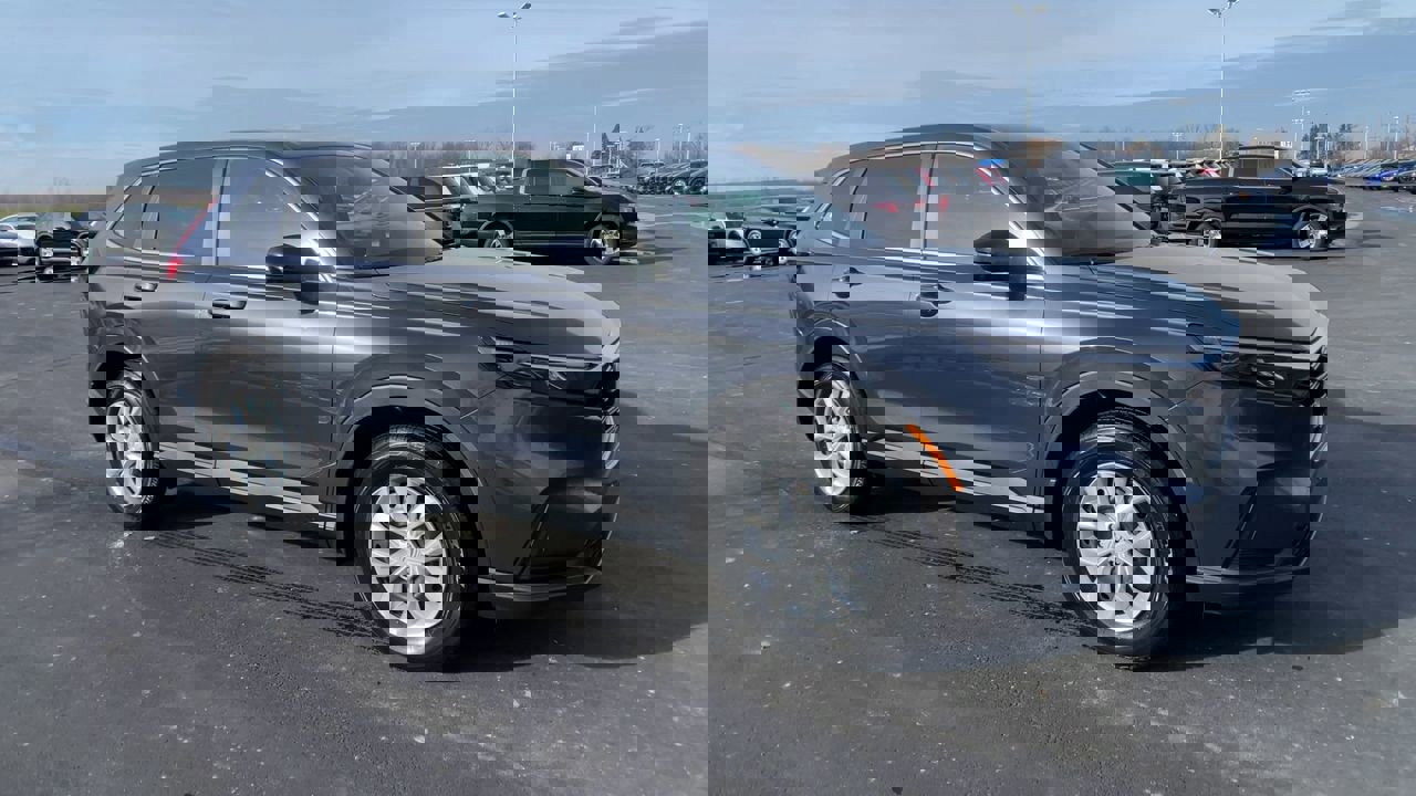 2025 Honda CR-V LX photo 2
