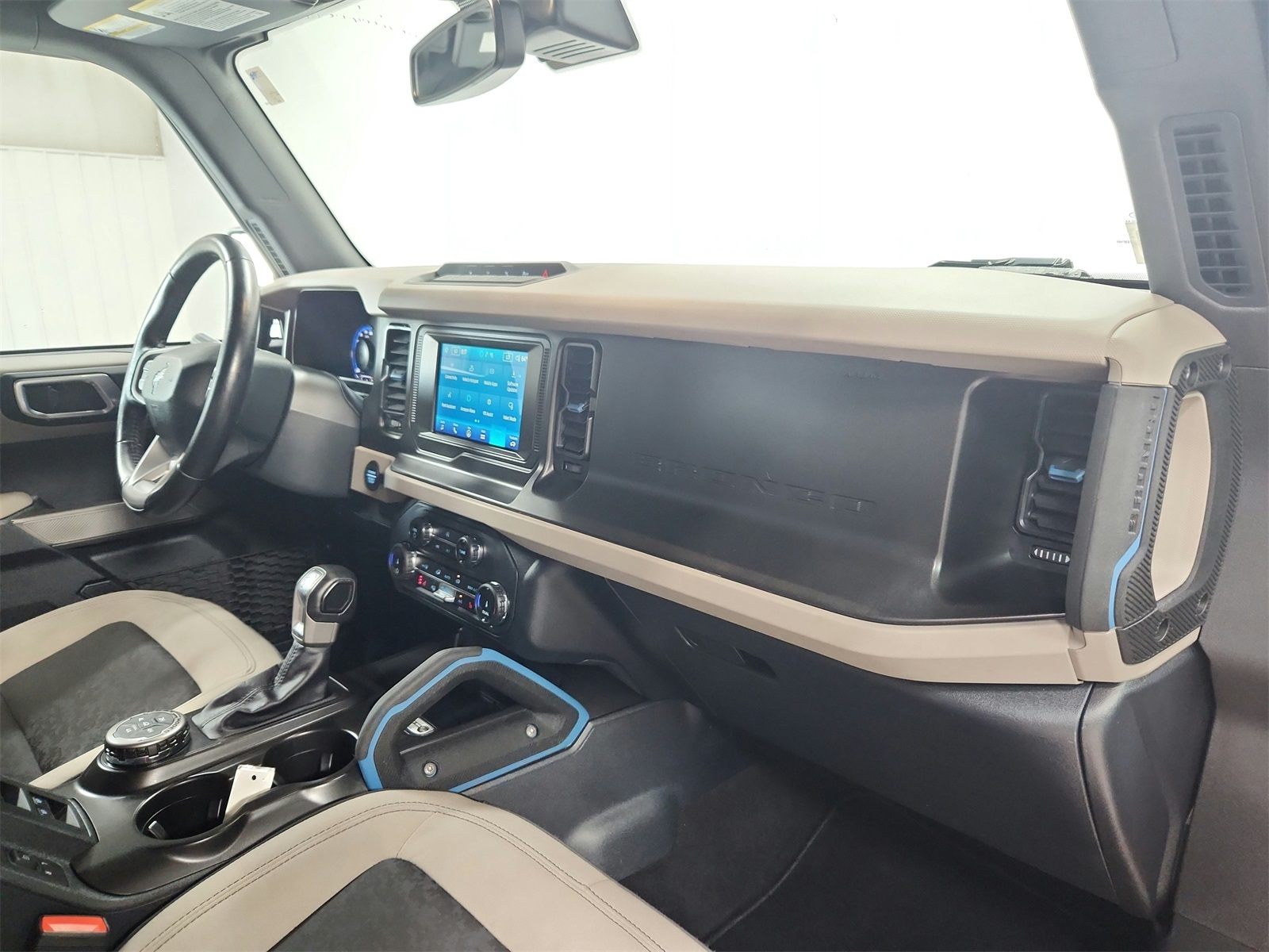 2022 Ford Bronco Wildtrak photo 35