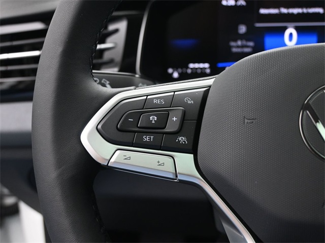 2025 Volkswagen Jetta 1.5T SE photo 16