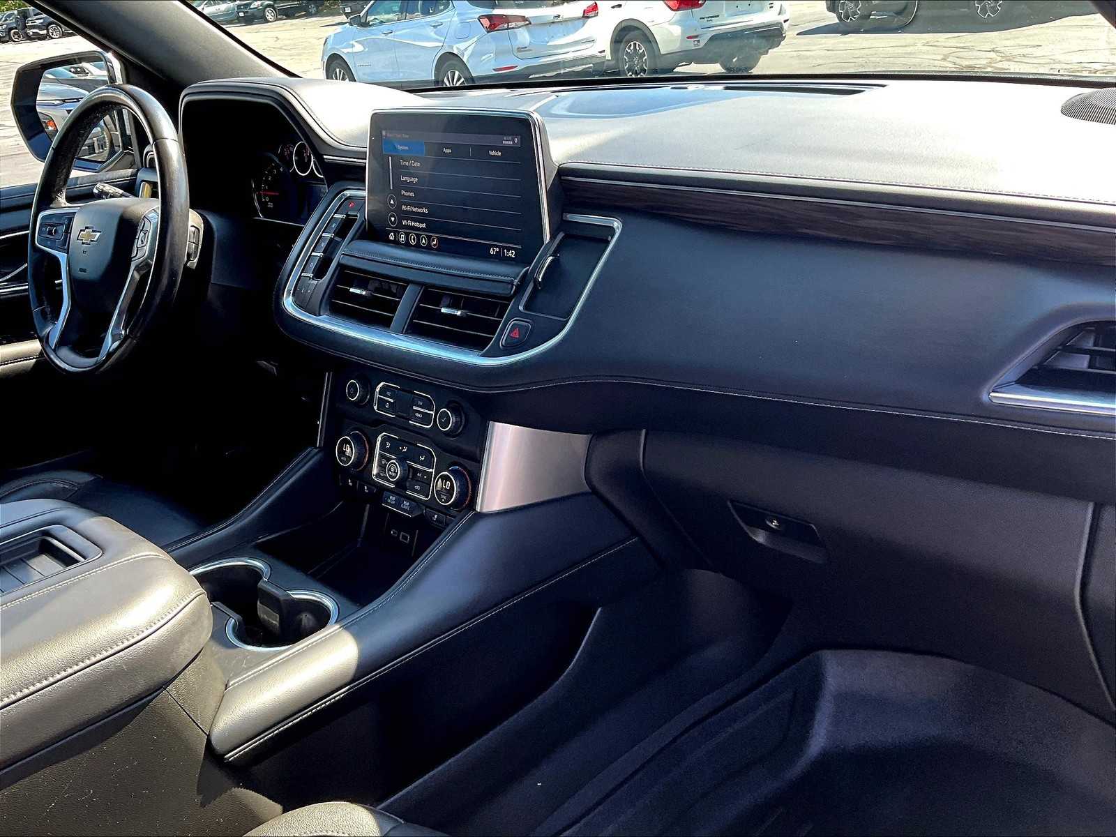 2021 Chevrolet Tahoe LT photo 22