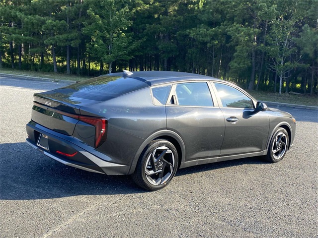 2025 Kia K4 EX photo 3
