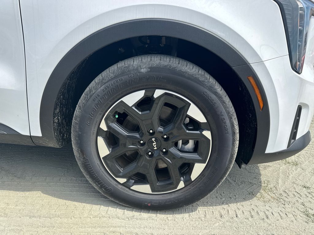 2025 Kia Sorento S photo 12