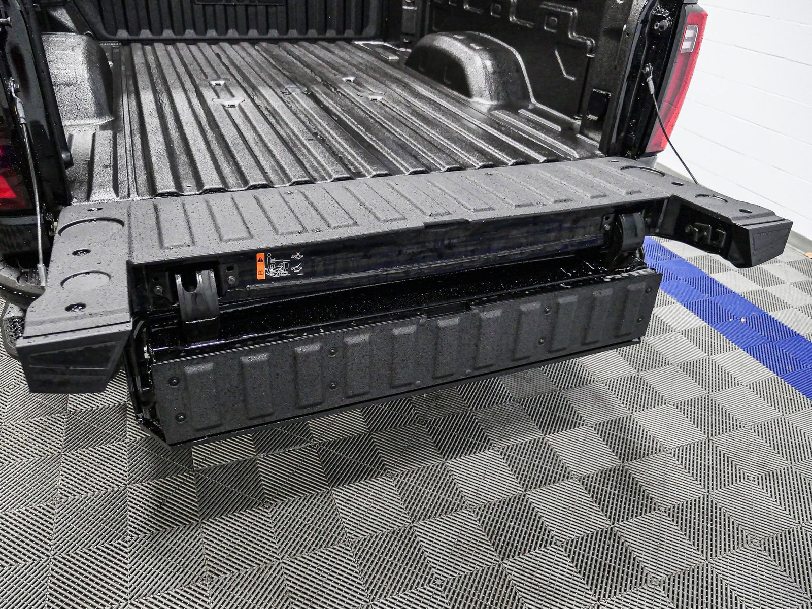 2025 Gmc Sierra 3500 HD Denali Ultimate photo 17