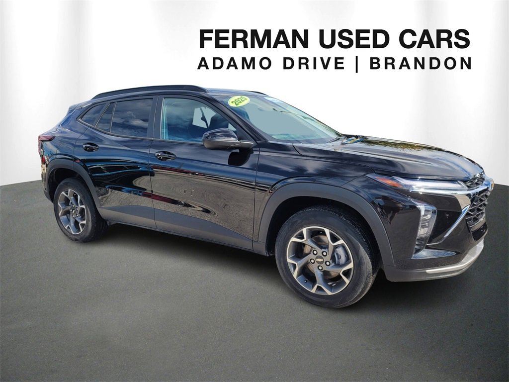 2025 Chevrolet Trax LT's photo