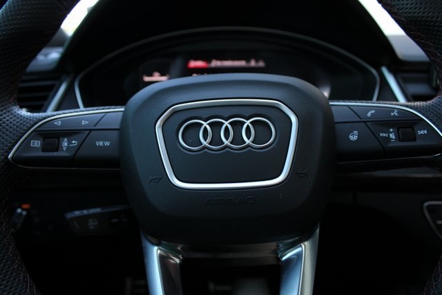 2022 Audi SQ5 Premium Plus photo 10