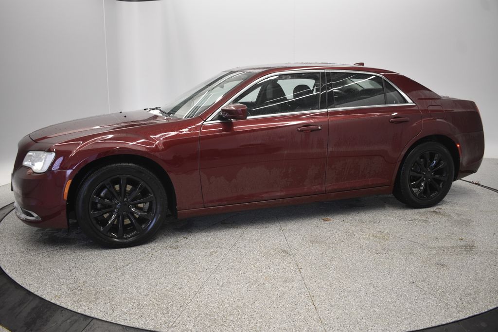 Used 2017 Chrysler 300 Limited with VIN 2C3CCARG3HH577806 for sale in Coon Rapids, Minnesota