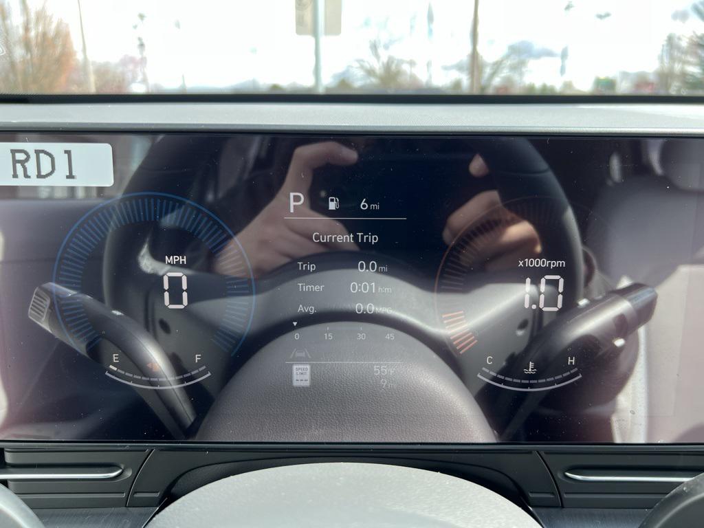 2025 Hyundai Kona SEL photo 16