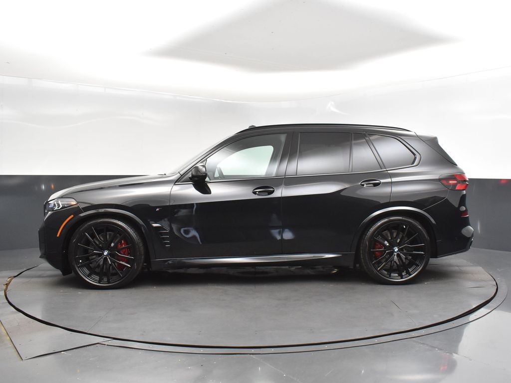 2026 Bmw X5 M60i photo 2