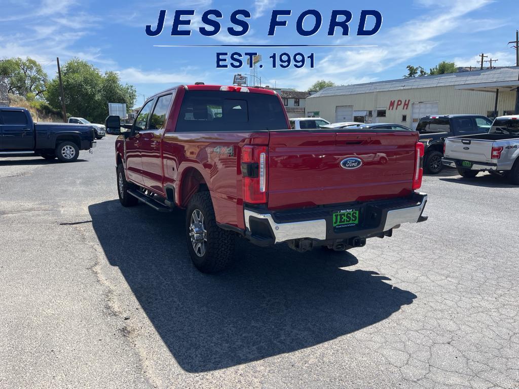 2024 Ford F-350 Lariat photo 3