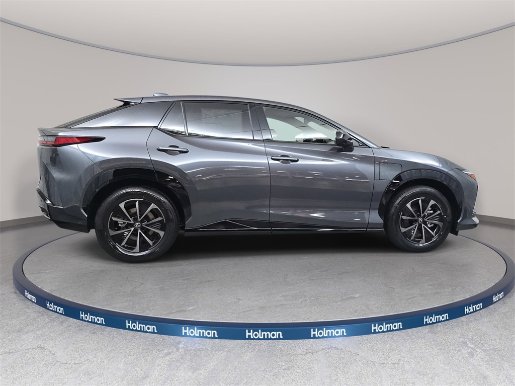 2026 Lexus RZ 450e Premium photo 4