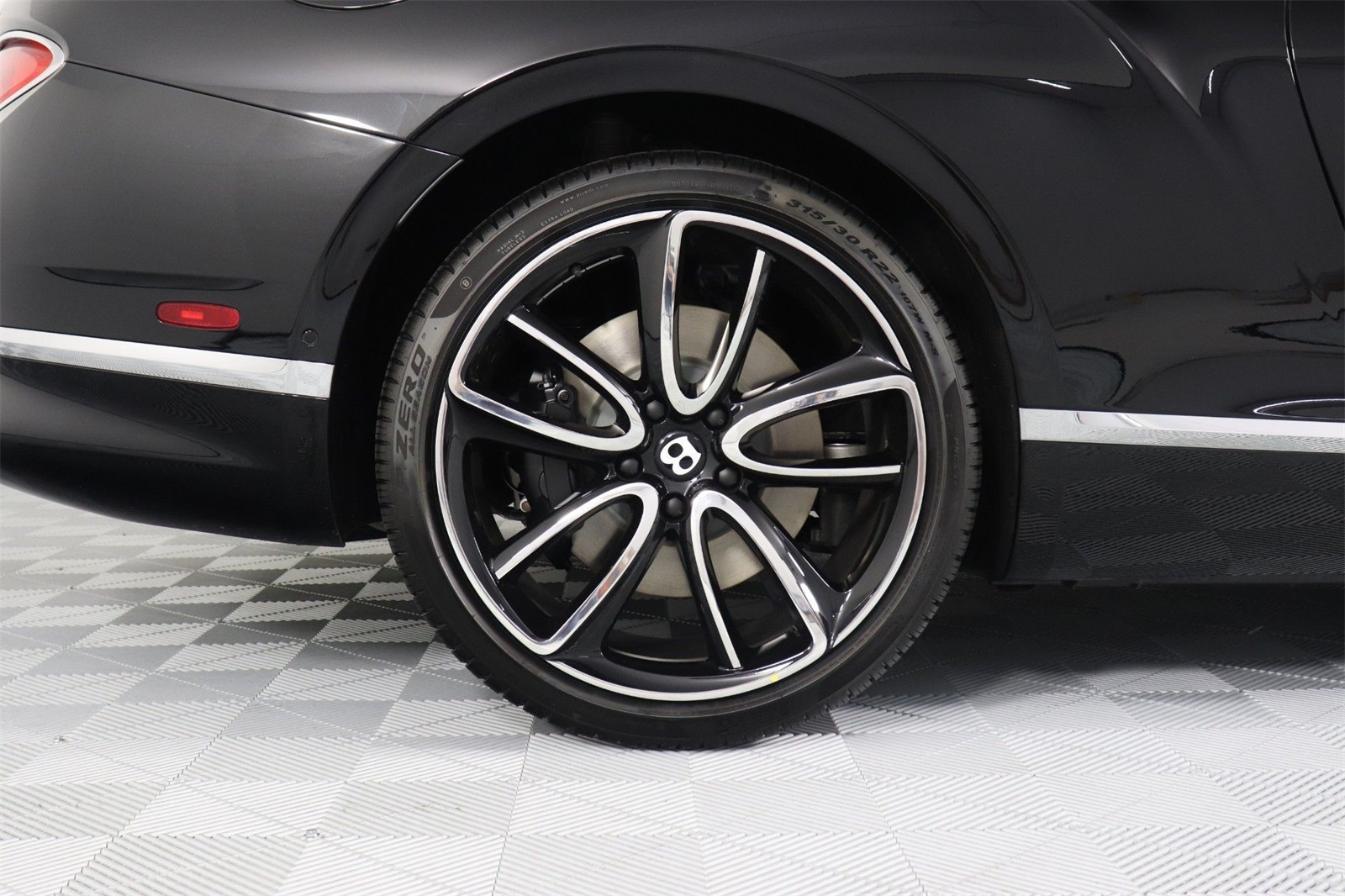 Used 2024 Black Crystal Bentley V8 image 14