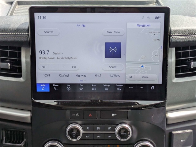 2024 Ford Expedition MAX XLT photo 17