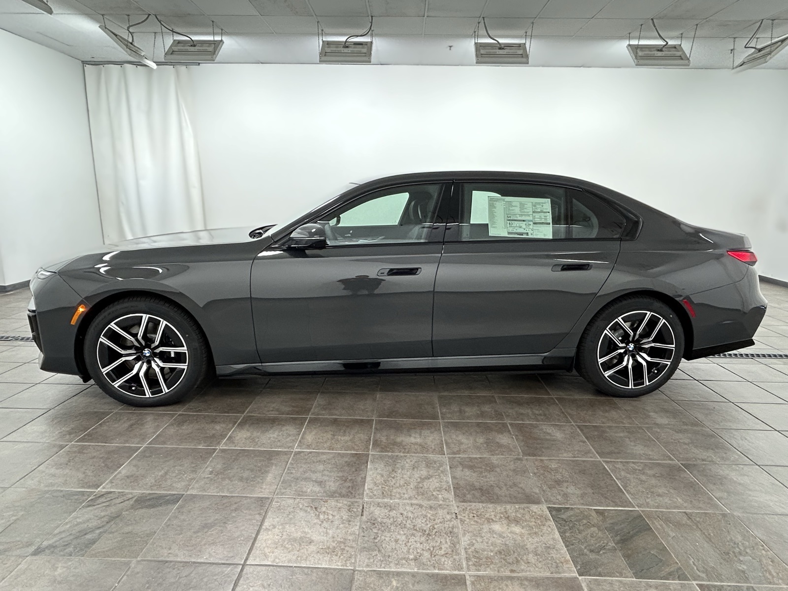 2026 Bmw i7 xDrive60 photo 2