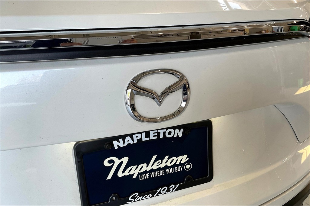 2022 Mazda CX-9 Touring photo 28