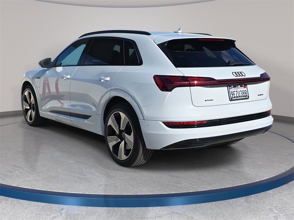 2023 Audi e-tron Premium Plus photo 6