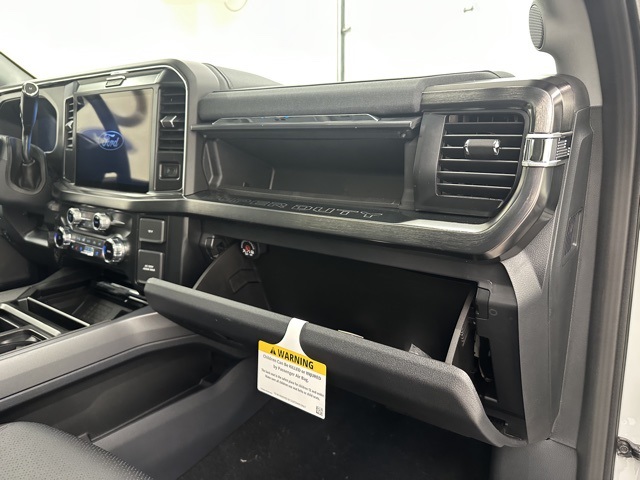 2026 Ford F-350 Lariat photo 10