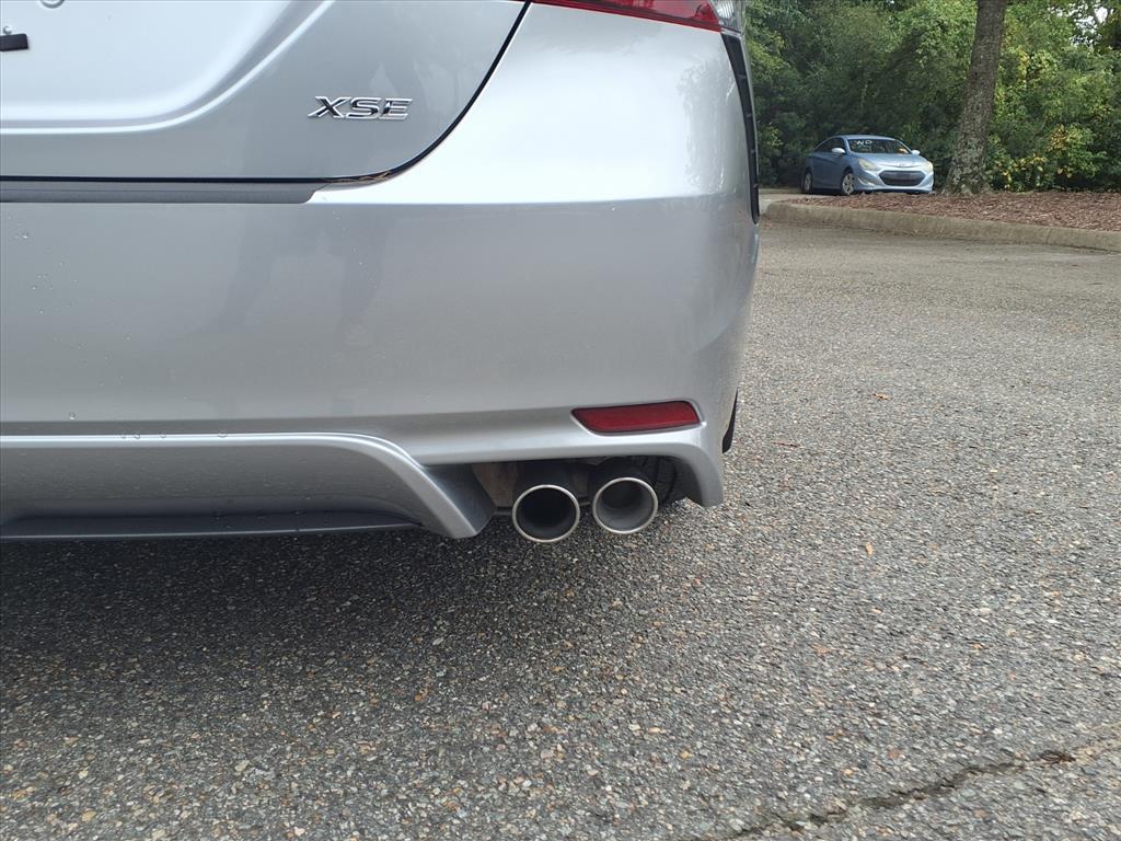 2024 Toyota Camry XSE photo 8