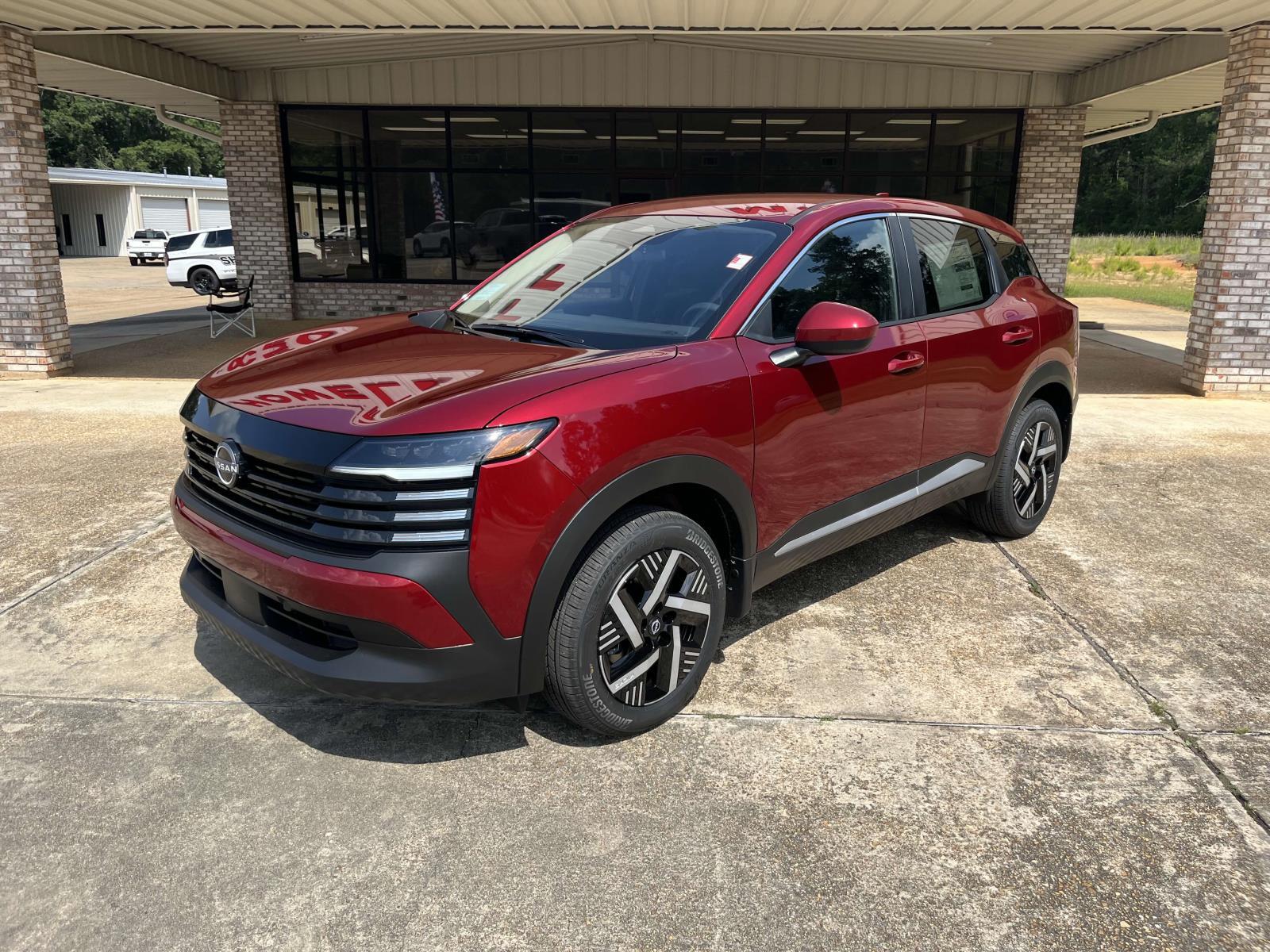 2025 Nissan Kicks SV's photo