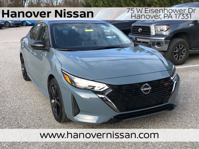 2025 Nissan Sentra SR's photo